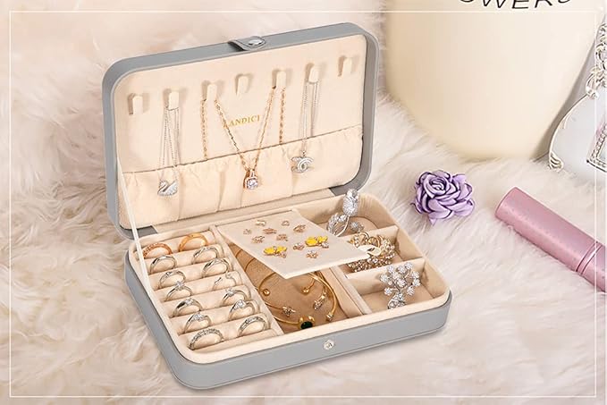 LANDICI Small Jewelry Box for Women Girls, PU Leather Travel Jewelry Case, Portable Jewelry Organizer Storage Holder Display for Ring Earrings Necklace Bracelet Bangle Men Kids Gift, Grey