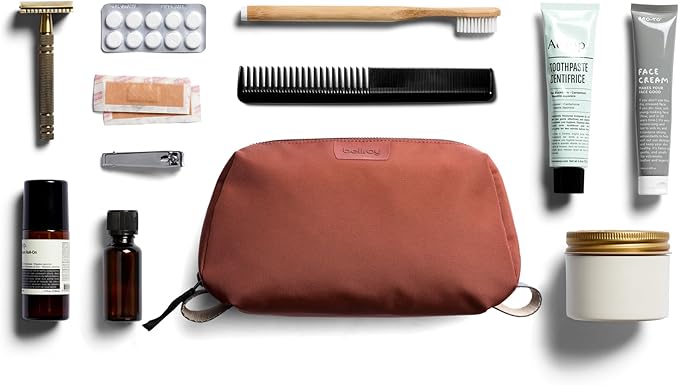 Bellroy Toiletry Kit (Unisex Toiletry Bag, Zipper Closure, Water-Resistant Lining, Toothbrush Sleeve with Magnetic Closure, Internal Mesh Pocket Organization) -Bronze
