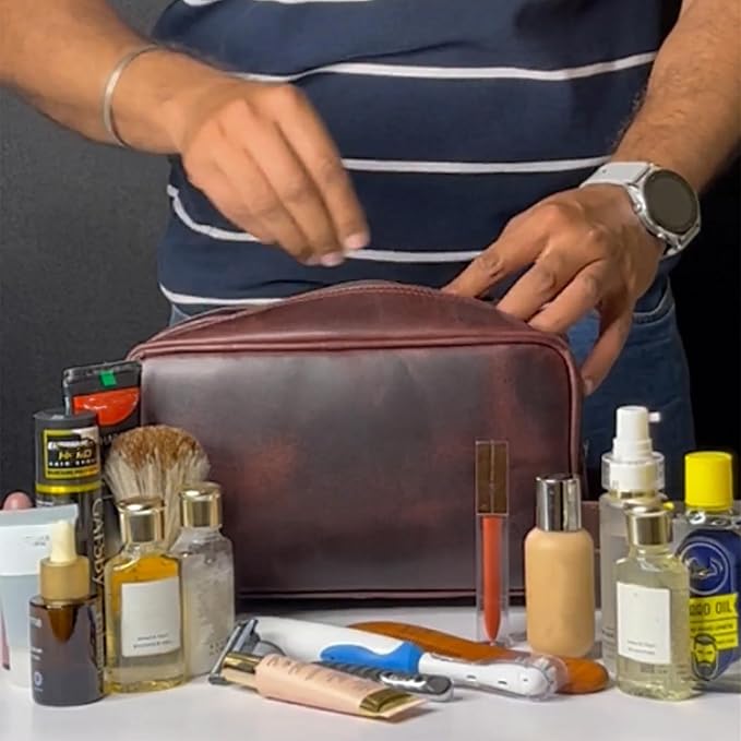 RUSTIC TOWN Leather Toiletry Bag for Men - Travel Shaving Ditty Kit - Bathroom Shower Toiletries Organizer - Leather Cosmetic Bag for Women (Walnut Brown)