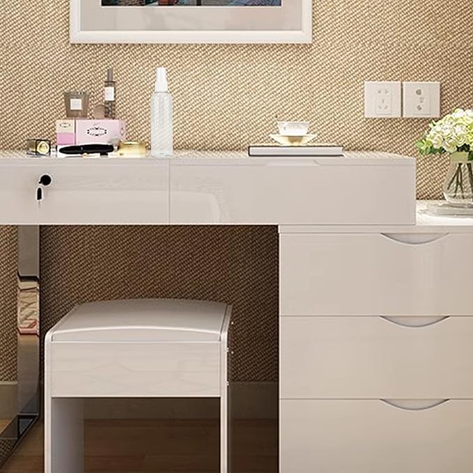 SINJEUN 21 Pack Clear Plastic Spray Bottles with Caps, 8 oz Spray Bottles Mist Sprayer, Refillable Empty Fine Mist Spray Bottle Mini Travel Size Spray Bottles, Leak Proof and BPA-Free