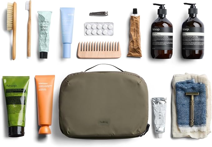 Bellroy Hanging Toiletry Kit Plus (8 Liter Travel Hanging Toiletry Bag) - SeaKelp