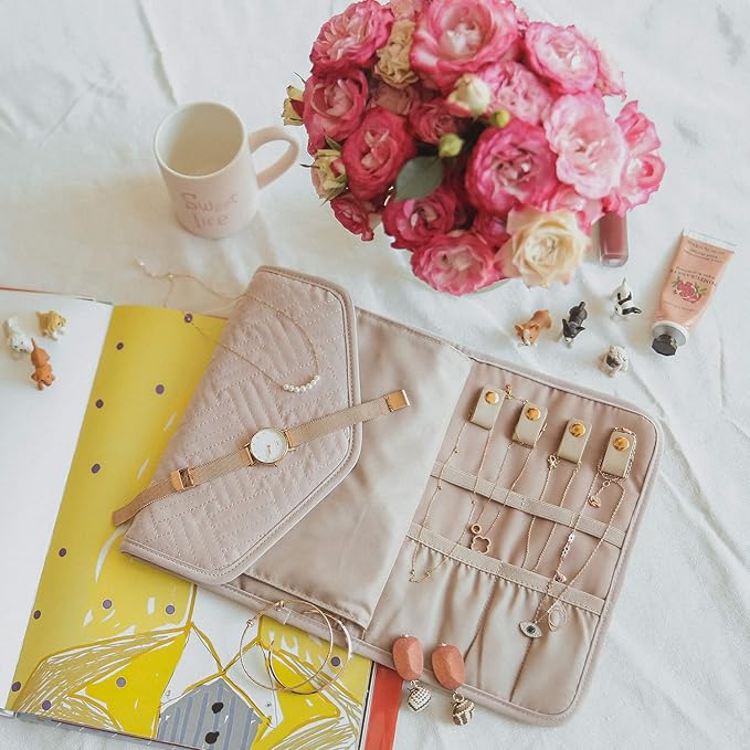 BAGSMART Travel Jewelry Organizer Roll Foldable Jewelry Case for Journey-Rings, Necklaces, Bracelets, Earrings, Black