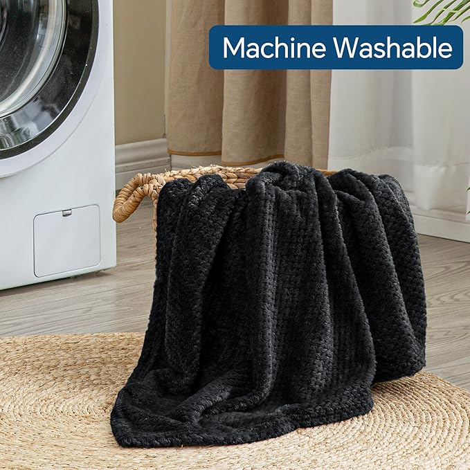 BEDELITE Travel Blanket with Bag, Ultra-Soft Jacquard Fleece Blanket with Luggage Sleeve & Backpack Clip, Airplane Blanket Travel Essentials, Black