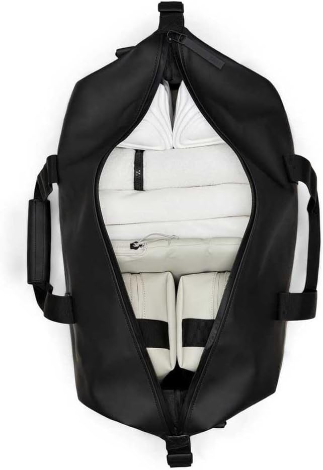 RAINS Regular Weekend Bag - Waterproof Travel Duffel for Men and Women - Duffle with Coated Zip, Adjustable Strap