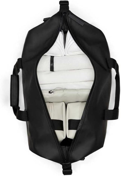 RAINS Regular Weekend Bag - Waterproof Travel Duffel for Men and Women - Duffle with Coated Zip, Adjustable Strap