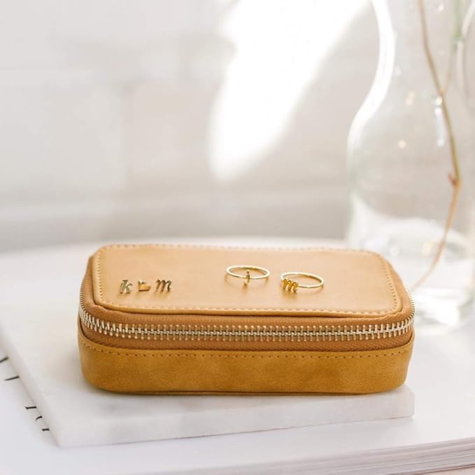 HISCOW Vegan Leather Travel Jewelry Case with Zipper - Portable Necklace & Earring Holder Organizer for Women Girls, Velvet-Lined Ring Box with Anti-Tarnish Design, Brown