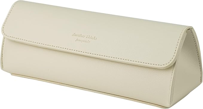 carrotez Stylish PU Leather Makeup Bag: Versatile Travel Toiletry Bag & Cosmetic Pouch, Small Makeup Organizer for Purse Essentials - Ideal Makeup Brush Holder & Sunglasses Case for Women - Cream