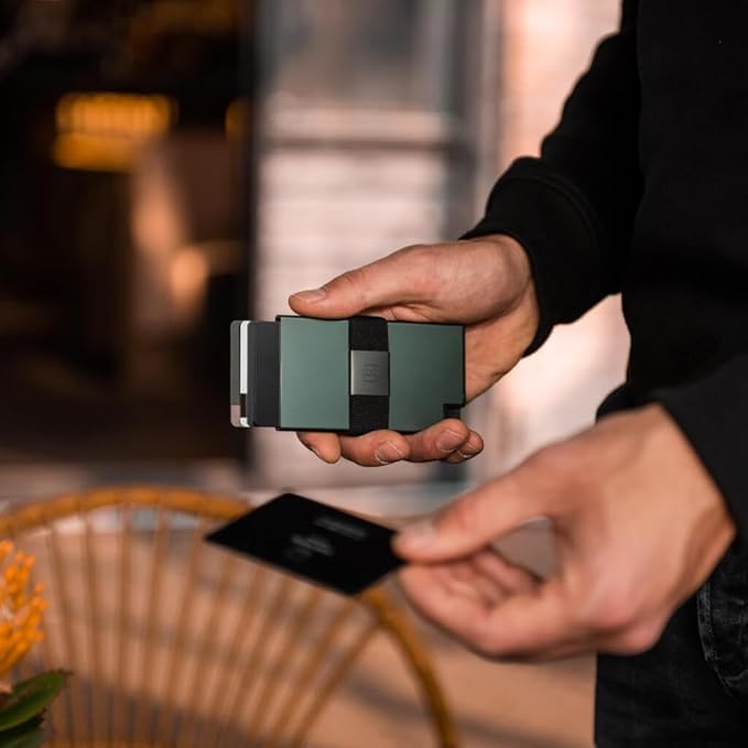 Ekster Aluminum Cardholder Wallet for Men | Metal Wallets with RFID Blocking Layer | Slim & Minimalist Aluminum Wallet with Push Button for Quick Card Access