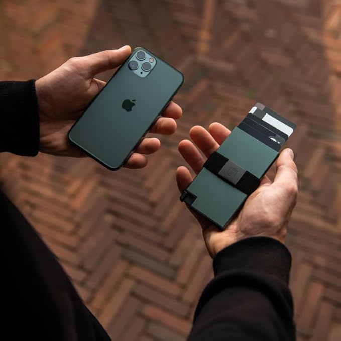 Ekster Aluminum Cardholder Wallet for Men | Metal Wallets with RFID Blocking Layer | Slim & Minimalist Aluminum Wallet with Push Button for Quick Card Access