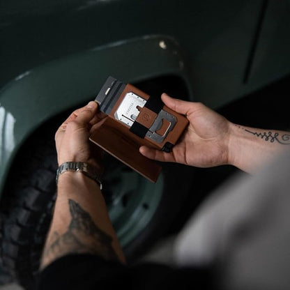 Ekster - Parliament Pop Up Wallet for Men - RFID Blocking Metal Card Holder Wallet with Push Button and Card Ejection - Minimalist Leather Tactical Daily Carry Parliament - Easy Access, Classic Brown