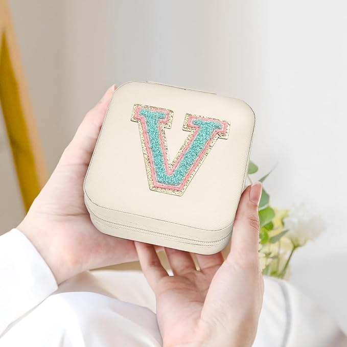 SANDJEST Personalized Jewelry Box, White Travel Jewelry Box with Initial V, Small Monogrammed Jewelry Case Organizer for Girls Women Teen Kids, Mini Travel Essentials Gifts for Birthday Christmas