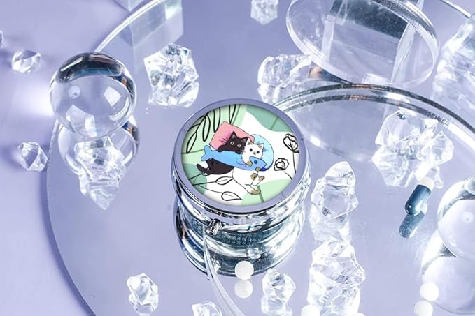 Pill Box,Cats Round Pill Box 3 Compartment Decorative Pocket Purse Portable Mini Travel Medicine Tablet Vitamin Holder Organizer Pill Case