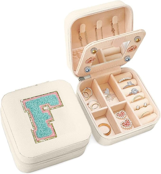 SANDJEST Personalized Jewelry Box, White Travel Jewelry Box with Initial F, Small Monogrammed Jewelry Case Organizer for Girls Women Teen Kids, Mini Travel Essentials Gifts for Birthday Christmas