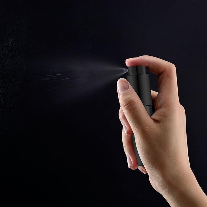 Lil Ray 8ml Portable Mini Perfume Atomizer(4 PCS)，Refillable Empty Small Spray Bottle for Travel, Twist Type Pocket Cologne Sprayer (Matte Black&Silver)