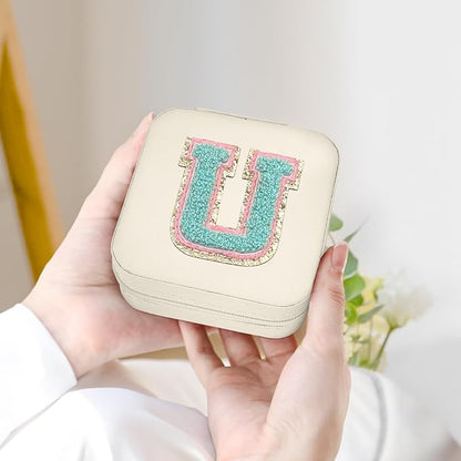 SANDJEST Personalized Jewelry Box, White Travel Jewelry Box with Initial U, Small Monogrammed Jewelry Case Organizer for Girls Women Teen Kids, Mini Travel Essentials Gifts for Birthday Christmas