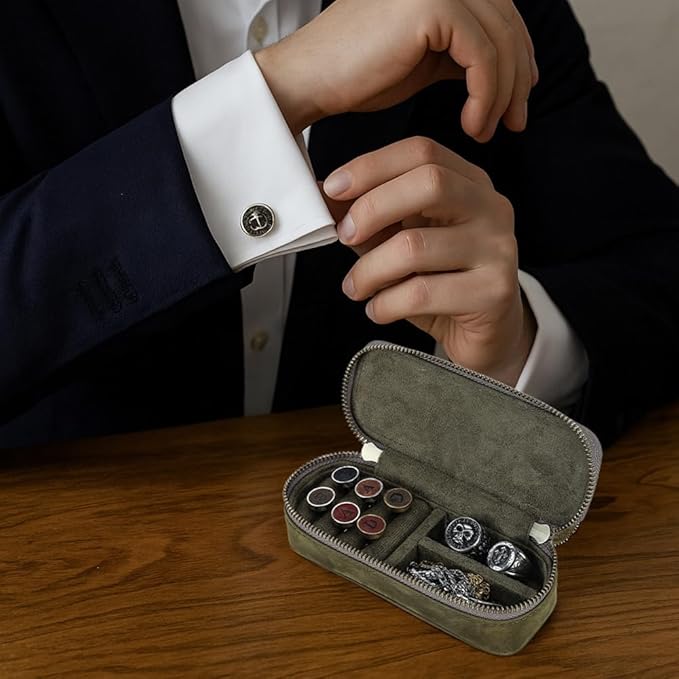 CONTACTS Crazy Horse Leather Cufflink Box for Men Travel Jewelry Storage Case Small Jewelry Organizer Padded Tray for Cufflinks Rings Earrings Studs (Green)