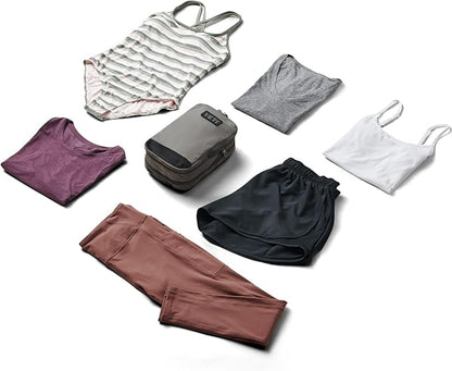 YETI Crossroads Packing Cube for YETI Bags, Duffels, and Luggage, Gray, Medium