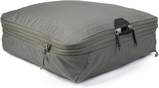 Peak Design Packing Cube, Sage, Weatherproof Luggage Cube with Dual Compartment Organization, Expansion and Compression, Zipper Opening, Travel Organizer for Men and Women, Size M