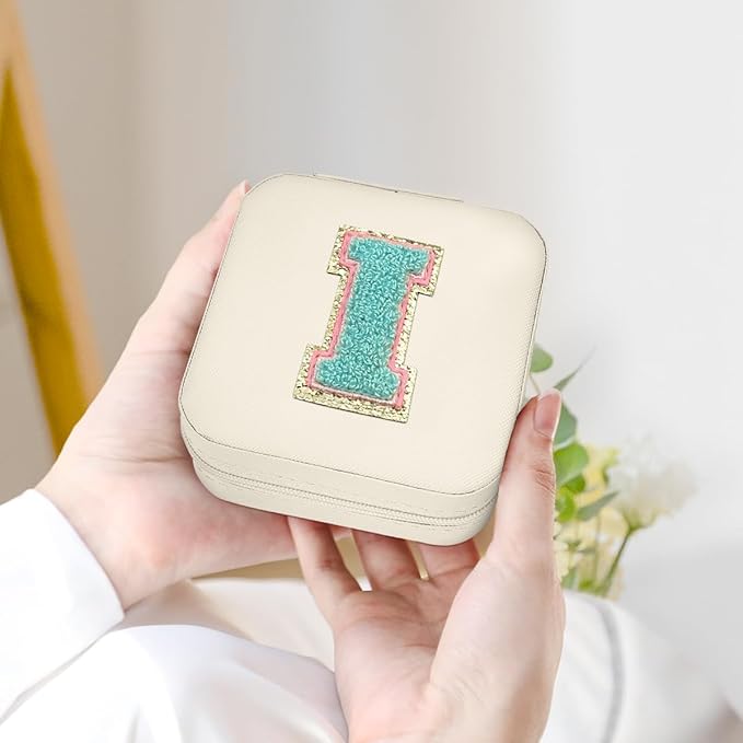 SANDJEST Personalized Jewelry Box, White Travel Jewelry Box with Initial I, Small Monogrammed Jewelry Case Organizer for Girls Women Teen Kids, Mini Travel Essentials Gifts for Birthday Christmas