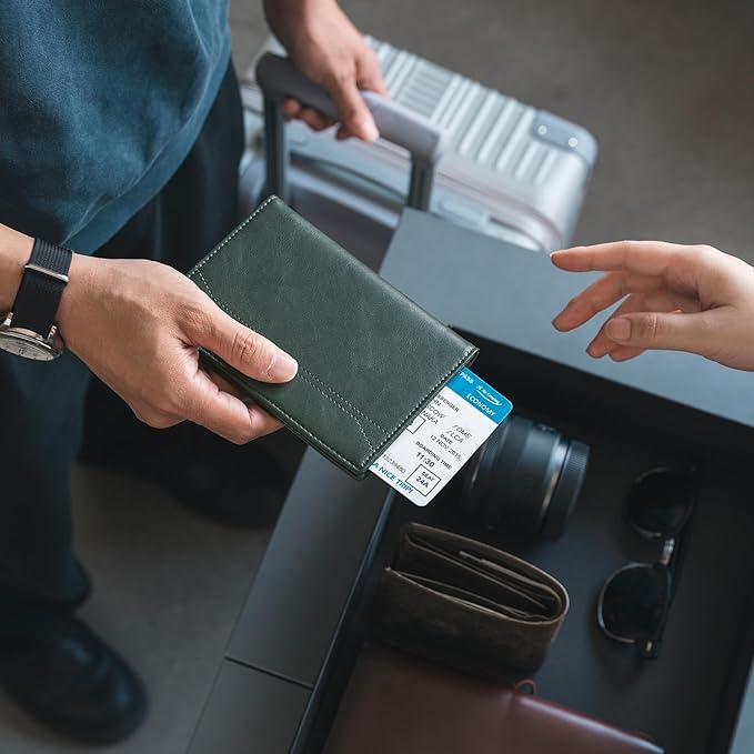 VULKIT Passport Holder for Travel, Rfid Blocking Passport Cover, Slim Travel Wallet for Men & Women, Pine Green