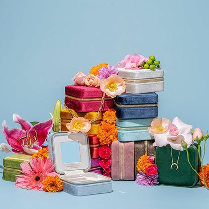 Benevolence LA Plush Velvet Jewelry Box | Travel Jewelry Case Organizer with Mirror | Featured in Oprah's Favorite Things | Best Gifts For Daughter, Girlfriend, Mom | Gifts For Her - Dusty Pink