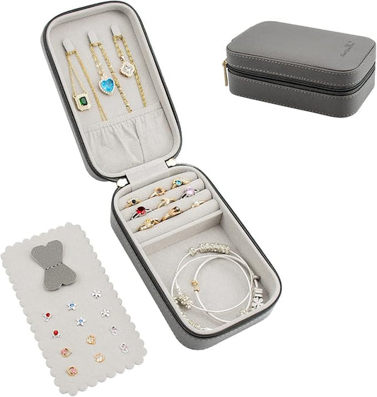 BONNY DODO Small Travel Jewelry Organizers Box for women with PU Leather Portable Mini Jewelry Case with compartments for Necklace Rings Earrings,Luxury Giftable boxes. (Gray, M)