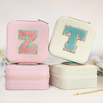SANDJEST Personalized Jewelry Box, White Travel Jewelry Box with Initial T, Small Monogrammed Jewelry Case Organizer for Girls Women Teen Kids, Mini Travel Essentials Gifts for Birthday Christmas