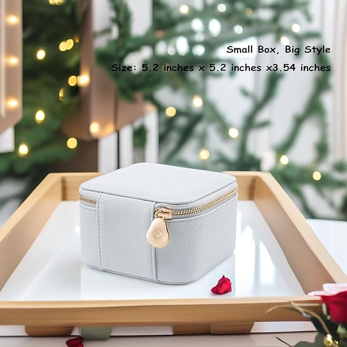 Vlando Travel Jewelry Box Organizer - 6 Small Velvet Zipped Pouches Pockets for Jewelries Necklaces Rings Earrings Sorting Storage, Baby Blue