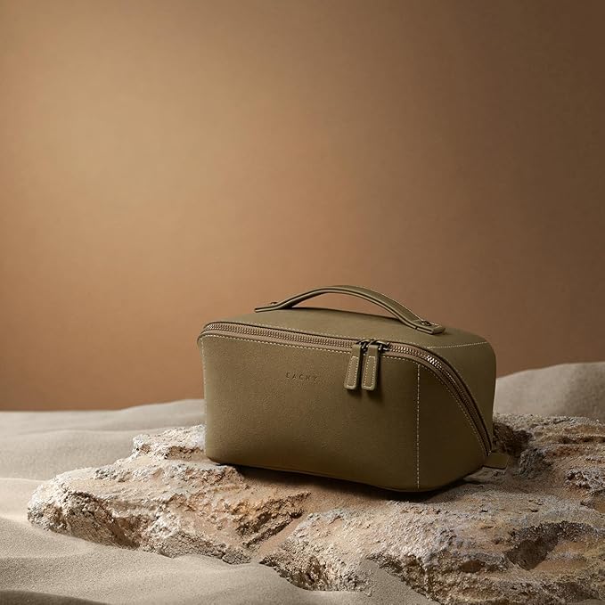 EACHY Travel Makeup Bag, Faux Suede Cosmetic Bags for Women,Large Capacity Portable Pouch Open Flat Toiletry Bag Make up Organizer with Divider and Handle