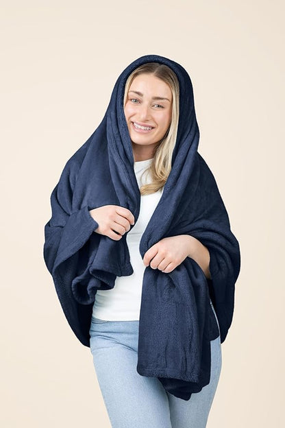 EverSnug Travel Blanket and Pillow - Premium Soft 2 in 1 Airplane Blanket with Soft Bag Pillowcase, Hand Luggage Sleeve and Backpack Clip (Navy Blue)