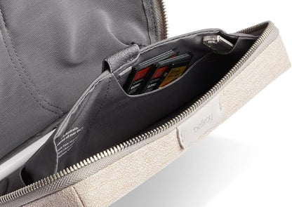 Bellroy Tech Kit (Tech Accessories Organizer Pouch, Zipper Closure Design, Stores Power Bank, Phone Charger, Cables & More, Internal)