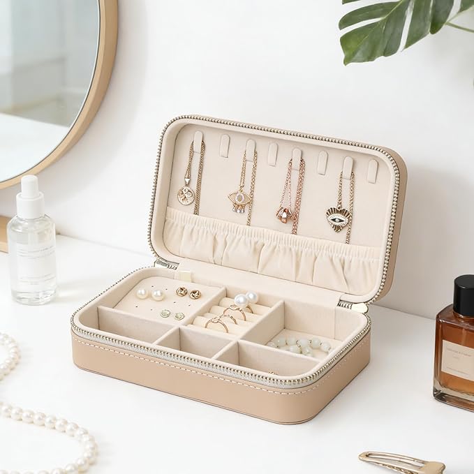 Leather Jewelry Box Women's Travel Jewelry Organizer with Zippered Design Tangle-Free Storage for Necklaces, Earrings, and Bracelets, Luxury Gift Box Apricot