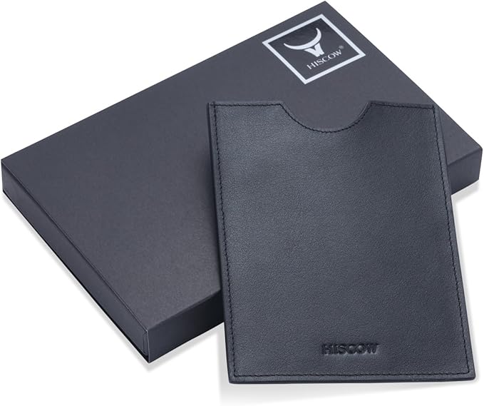 HISCOW Minimalist Passport Sleeve - Italian Calfskin (Black)
