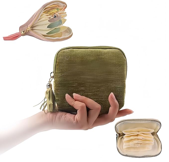 Travel Jewelry Case, New Crystal Jewelry Storage Pouch Portable Foldable Box Mini Jewelry Travel Bag, Velvet Jewelry Organizer Pouch for Women (Dark Green 1Pcs)