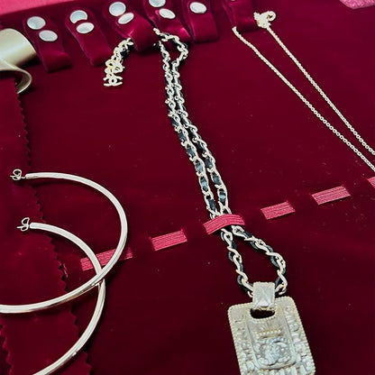 UnionPlus Velvet Jewelry Case Roll Bag for Necklace Bracelet Earrings Rings Multi-compartments, Great Jewelry Organizer for Travel, Burgundy