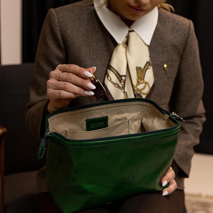 Time Resistance Leather Toiletry Bag Cosmetic Case Italian Classy Dopp Kit