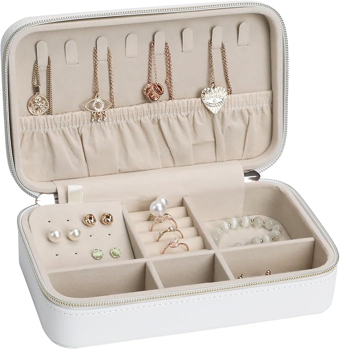 Travel Jewelry Case Stylish PU Leather Small Jewelry Case Organizer with Zipper Closure, Protects Jewelry from Scratches, Perfect Daily Companion White