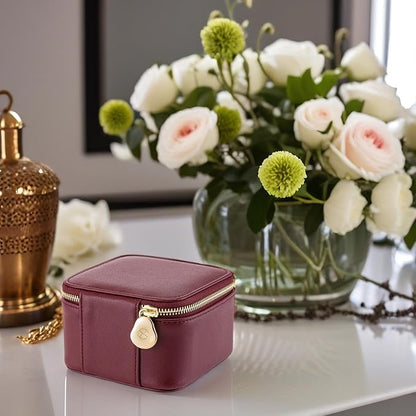 Vlando Travel Jewelry Box Organizer - 6 Small Velvet Zipped Pouches Pockets for Jewelries Necklaces Rings Earrings Sorting Storage, Burgundy