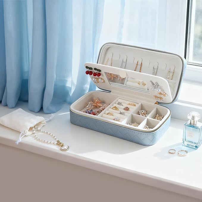 DesignSter Jewelry Organizer, Small Portable Travel Jewelry Storage for Women, Woven Embossed PU Jewelry Case with Mirror for Ring Earring Necklace Bracelet