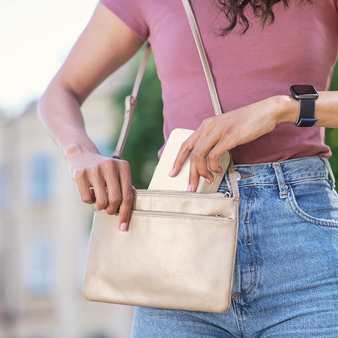 Small Travel Jewelry Organizers Box for women with PU Leather Portable Mini Jewelry Case with compartments for Necklace Rings Earrings,Luxury Giftable boxes. (Pearl White, M)