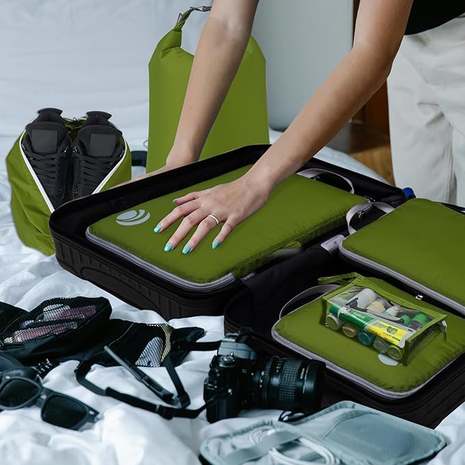 Cipway Compression Packing Cubes, Lightweight Travel Luggage Organizers with Shoe Bag, Toiletry Bag & Laundry Bag, Travel Essentials for Carry on Suitcase (8 Piece,Green)