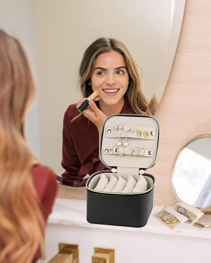 HofferRuffer Jewelry Box Organizer for Women Girls, Travel Jewelry Case with 6 Portable Zipper Bags, Jewelry Storage Ideal for Travel & Home Organization (6pcs-Black Faux Leather)