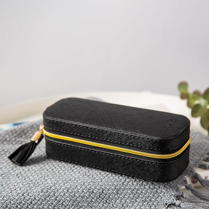 BONNY DODO Small Travel Jewelry Organizers Box for women with PU Leather Portable Mini Jewelry Case with compartments for Necklace Rings Earrings,Luxury Giftable boxes.(Black, S)