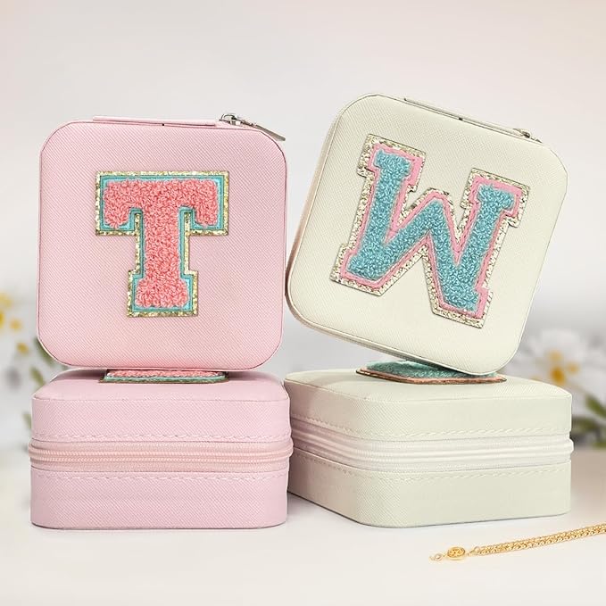 SANDJEST Personalized Jewelry Box, White Travel Jewelry Box with Initial W, Small Monogrammed Jewelry Case Organizer for Girls Women Teen Kids, Mini Travel Essentials Gifts for Birthday Christmas