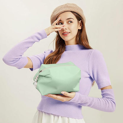 Vomgomfom 3L 6.5 Inch Silicone Toiletry Bag, Waterproof Leakproof Travel Cosmetic Organizer, Adjustable G-Buckle Compression Dopp Kit, Foldable Makeup Bag for Women & Men, Green