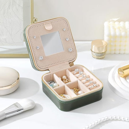 Genuine Leather Travel Jewelry Case Organizer with Mirror for Women, Small Jewelry Box Portable Mini Jewelry Case for Earring, Ring, Necklace, Bracelet（Green）