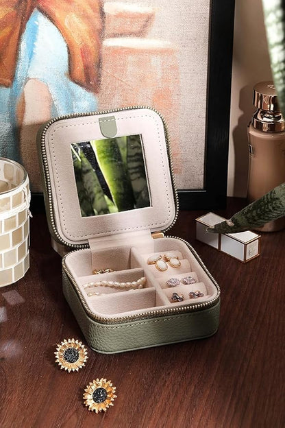 S.Leaf Travel Jewelry Organizer Boxes for Women Small Portable Necklace Earrings Bracelet Rings Travel Case Best Friend Birthday Gifts for Women Trendy (03_Lychee_Heart)