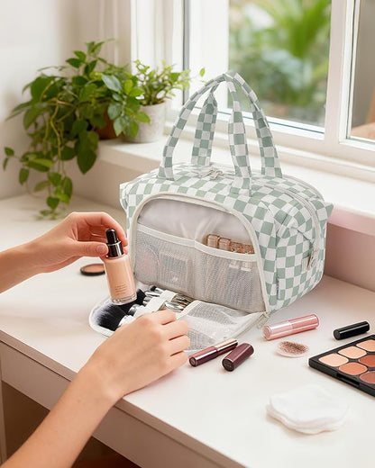Narwey Travel Toiletry Bag, Wide-open Large Toiletry Bags for Traveling Women, Checkered Travel Bag for Toiletries Cosmetic Makeup Bag Organizer, Skincare Make Up Bag (Mint Green Checkerboard)