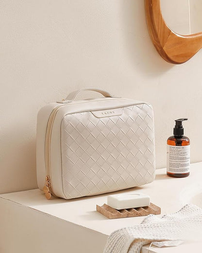 EACHY Travel Toiletry Bag with Hanging Hook, Portable Makeup Cosmetic Bags for Women, Water-Resistant Full-Size Travel Accessories (Plait White)