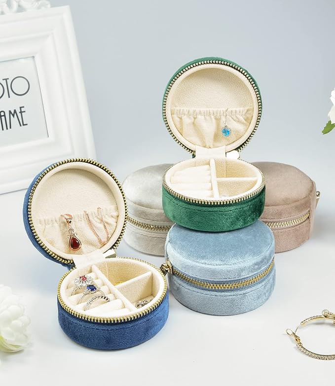 TAIMY Travel Jewelry Organizer, Small Round Velvet Travel Jewelry Case for Women Girls, Portable Mini Jewelry Travel Organizer Boxes for Rings Earrings Necklaces Bracelets(White)